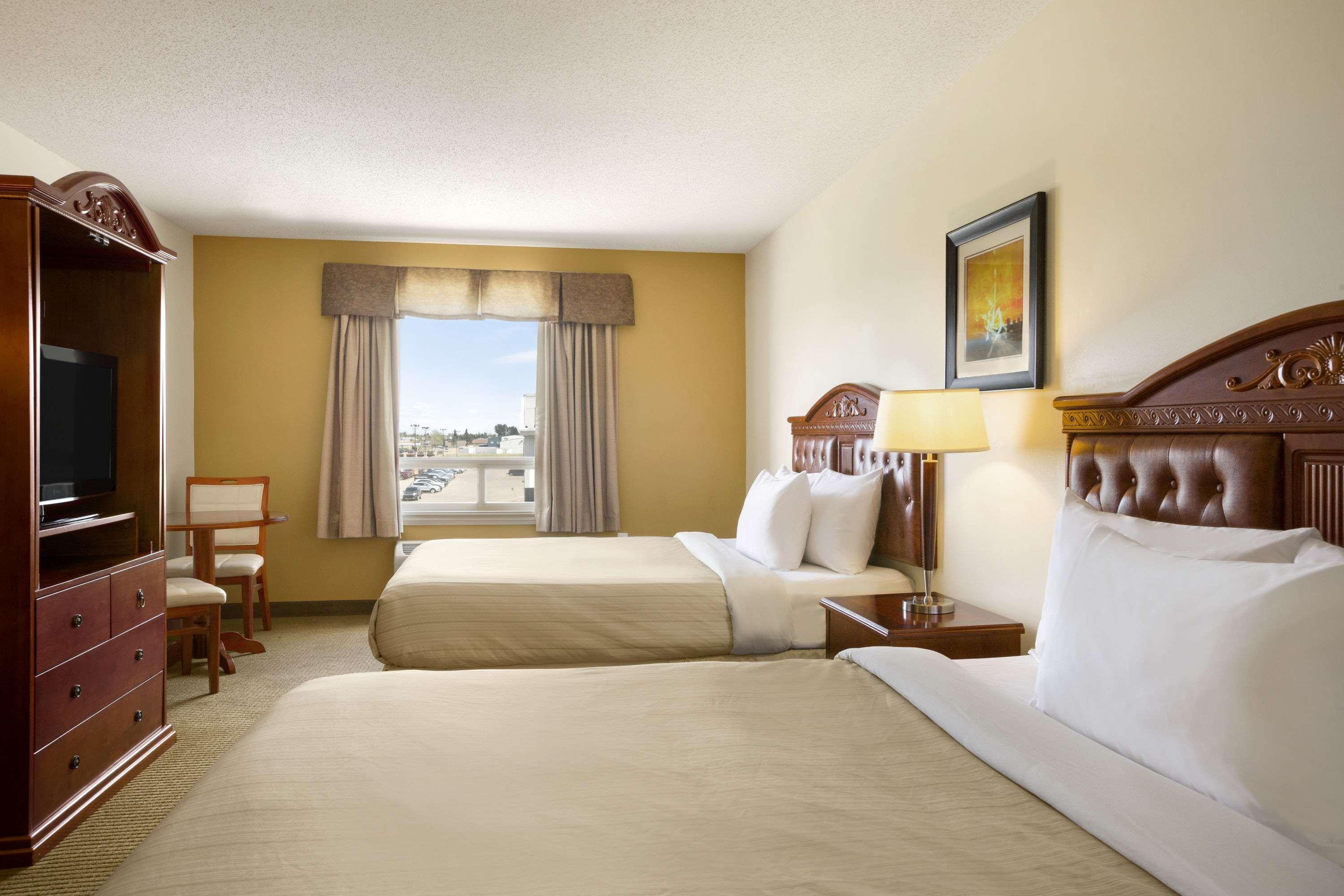 Days Inn By Wyndham Bonnyville Εξωτερικό φωτογραφία